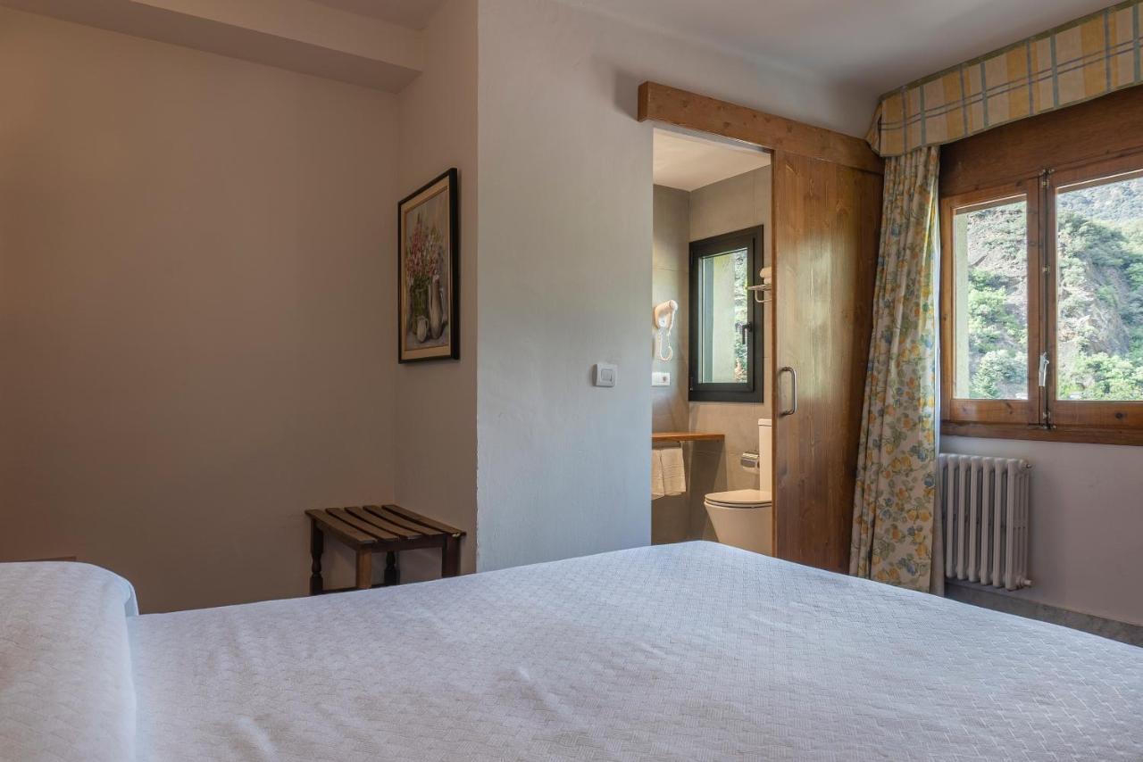 Ribera de Cardós Hotel Cardos מראה חיצוני תמונה